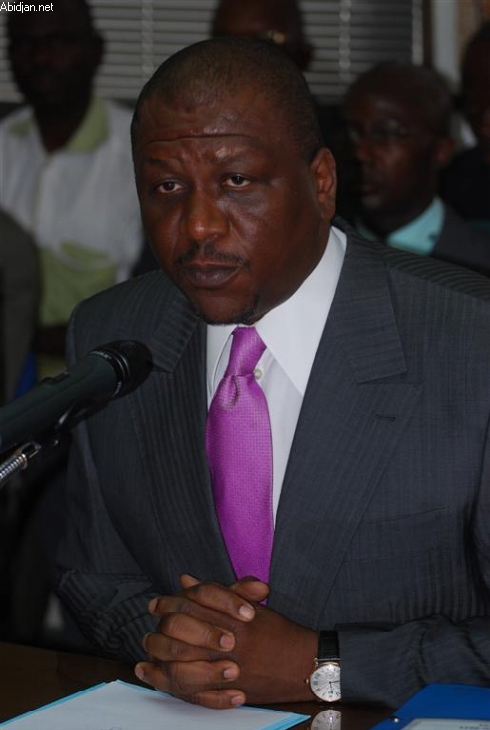 Déclaration  : Le  gouvernement  décrète Trois jours de deuil national